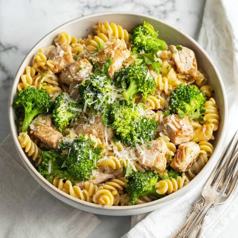 Chicken and Broccoli Pasta in Creamy Parmesan Sauce Recipe